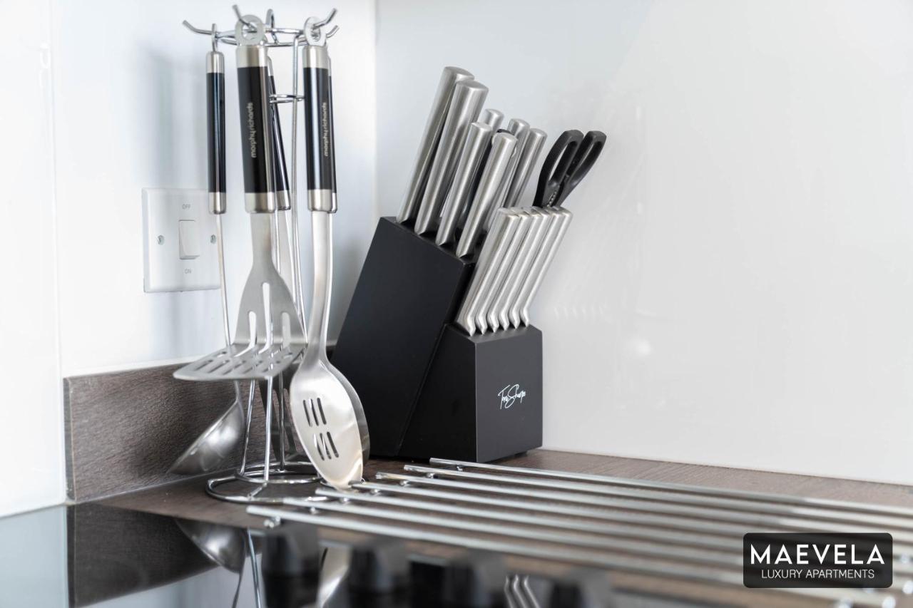 Maevela Apartments - Luxury Top Floor Penthouse - With Parking - 2 Bedroom New Build Apartment ✪ City Centre, Digbeth ✓ With Huge Patio Sliding Doors - City View - Rooftop Terrace - Ps4 & Smart Tv'S Бирмингем Экстерьер фото