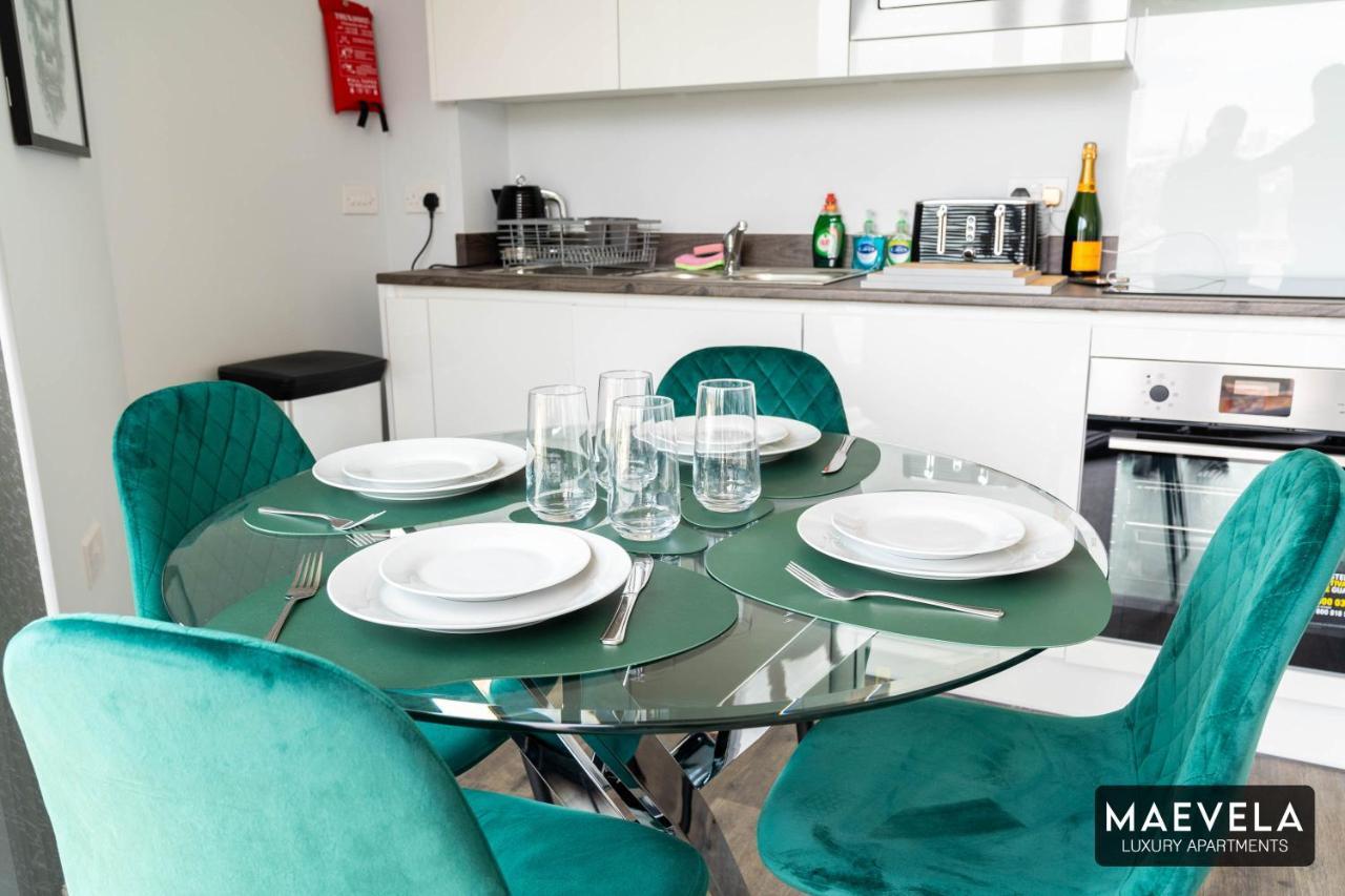 Maevela Apartments - Luxury Top Floor Penthouse - With Parking - 2 Bedroom New Build Apartment ✪ City Centre, Digbeth ✓ With Huge Patio Sliding Doors - City View - Rooftop Terrace - Ps4 & Smart Tv'S Бирмингем Экстерьер фото