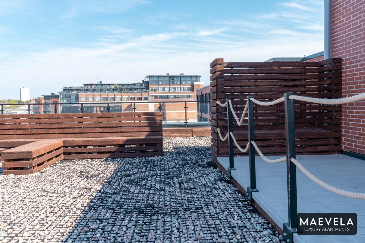 Maevela Apartments - Luxury Top Floor Penthouse - With Parking - 2 Bedroom New Build Apartment ✪ City Centre, Digbeth ✓ With Huge Patio Sliding Doors - City View - Rooftop Terrace - Ps4 & Smart Tv'S Бирмингем Экстерьер фото
